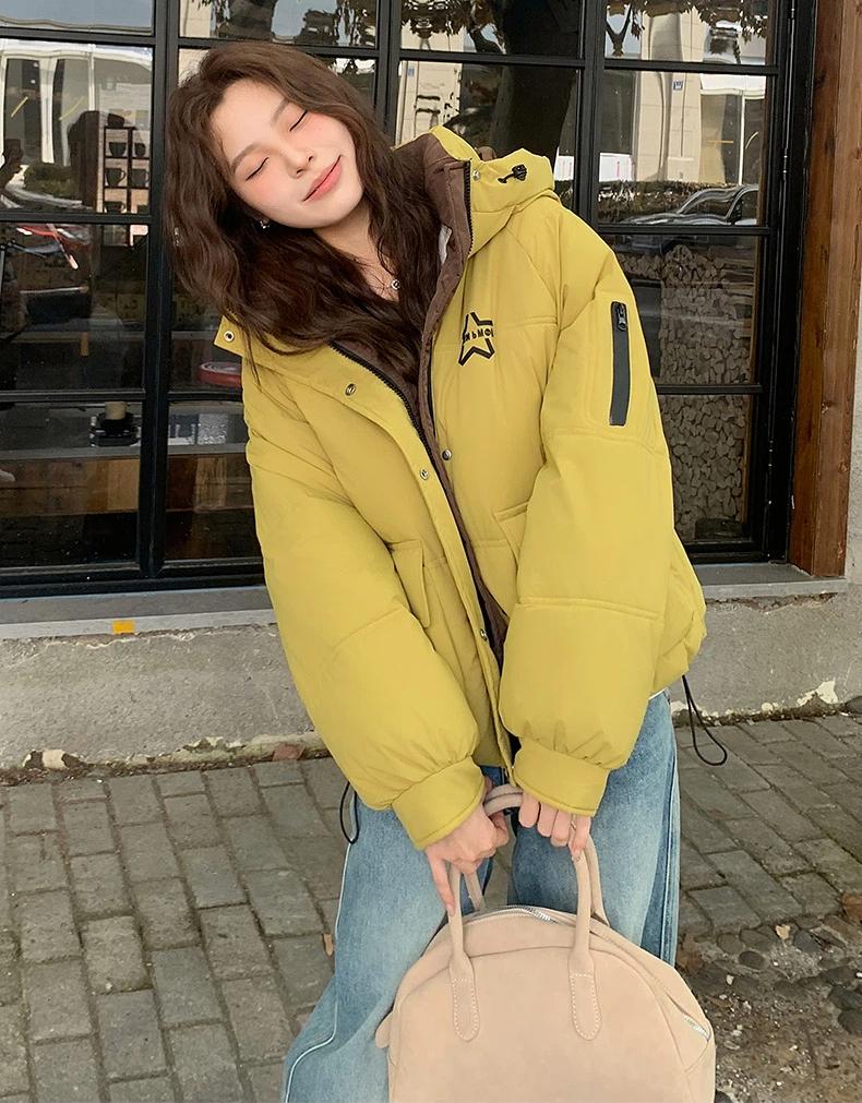 Женская короткая теплая зимняя куртка с капюшоном