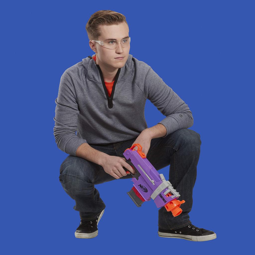 Hasbro Nerf Fortnite SMG-E Серия Elite Реплика Автоматического Пистолета-Бластера с 6 Магазинами на 6 Стрел и 6 Официальными Стрелами Nerf Elite. Подходит для детей, подростков,
