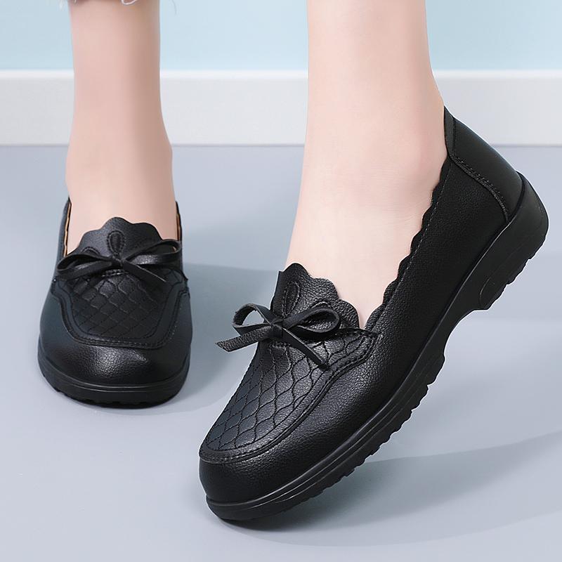 2025 Весна Осень Новые Женские Туфли Мокасины Танкетка Мягкая Подошва Удобные Большие Размеры Мамы Кожаные Туфли На Среднем Каблуке