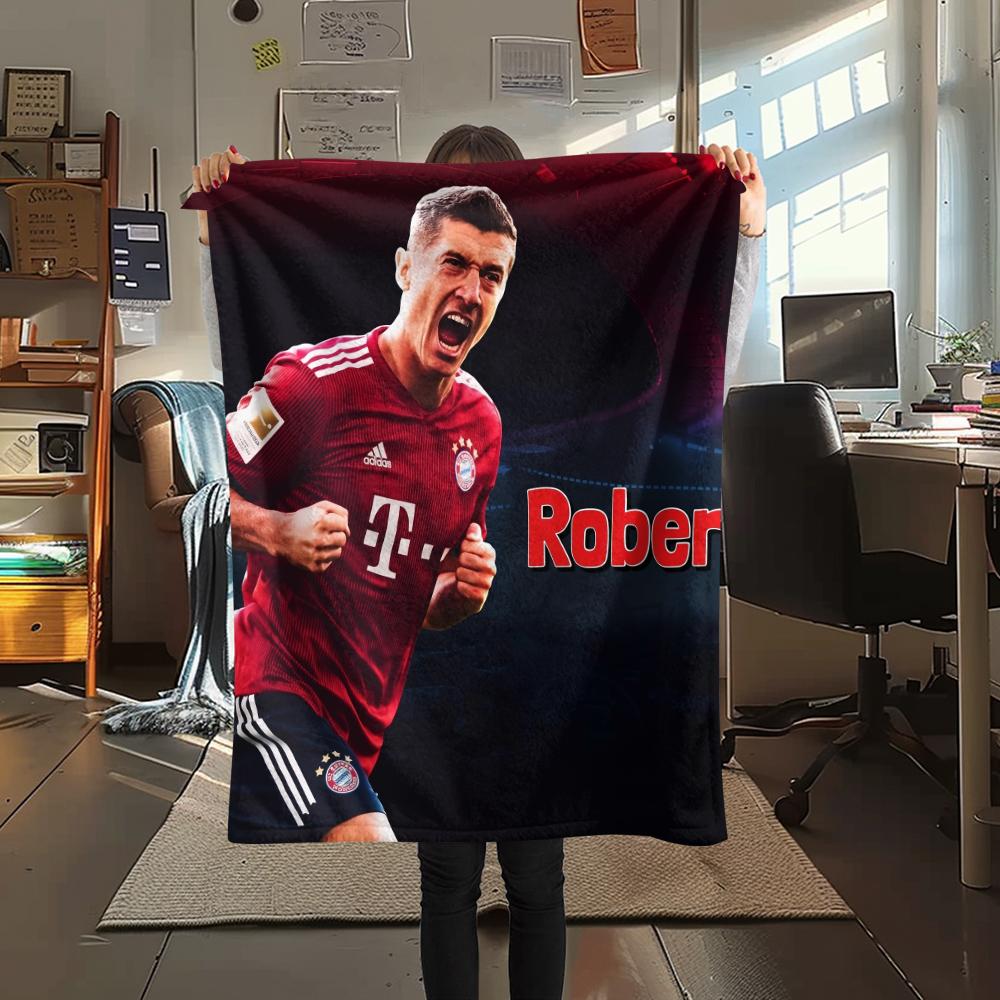 Robert Lewandowski pattern Flannel Blanket, High quality Comfortable for All Seasons, Home Decor, Warmth and Comfort, Perfect for Gifts.