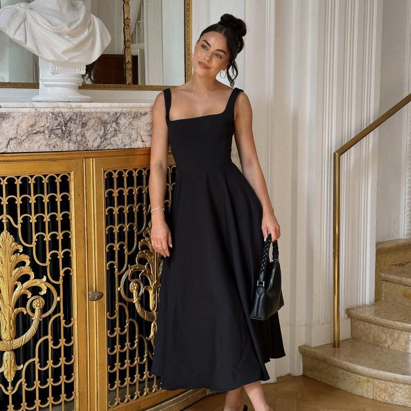 Элегантное женское платье без рукавов однотонной расцветки с квадратным вырезом - Коллекция весна/лето 2025