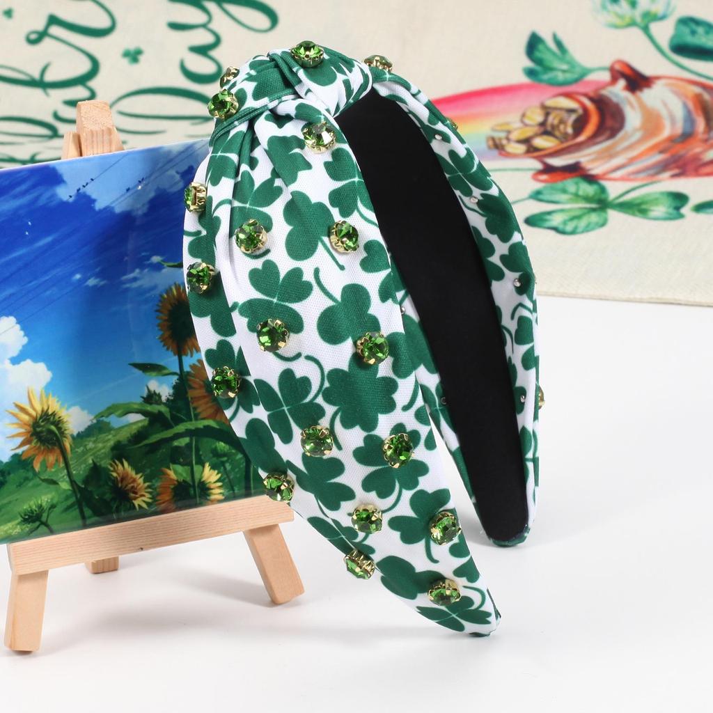 Улица. Повязка на голову со стразами и клевером на День святого Патрика для женщин