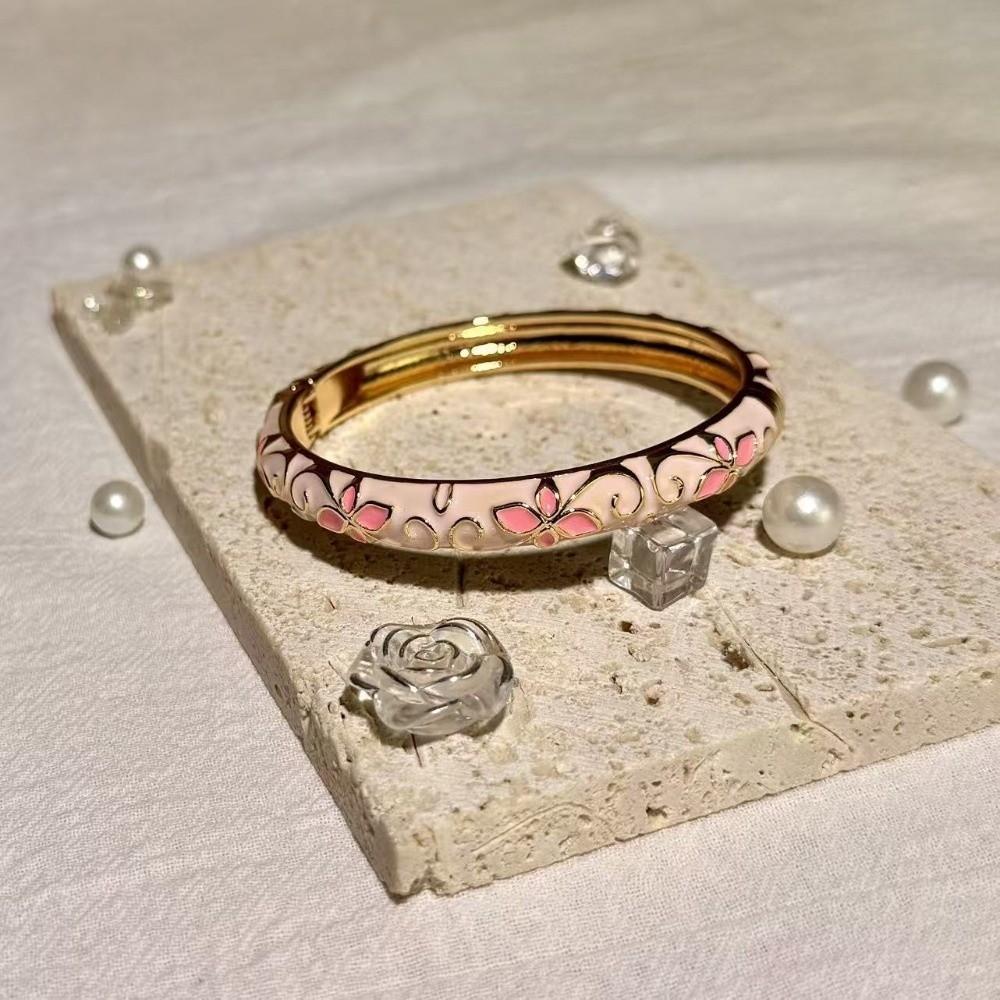 Spring Button Open Cuff Bracelet Colorful Dainty Jewelry Vintage Four-leaf Clover Bangle for Women