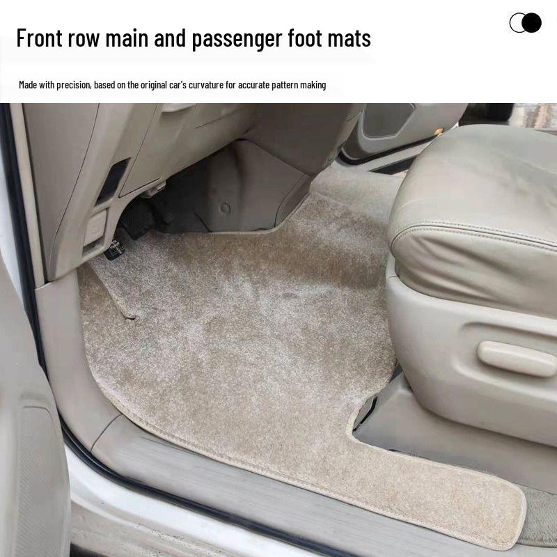 Коврики в салон Toyota Previa: Импортные коврики для второго и третьего ряда, Индивидуальная модификация интерьера среднего ряда