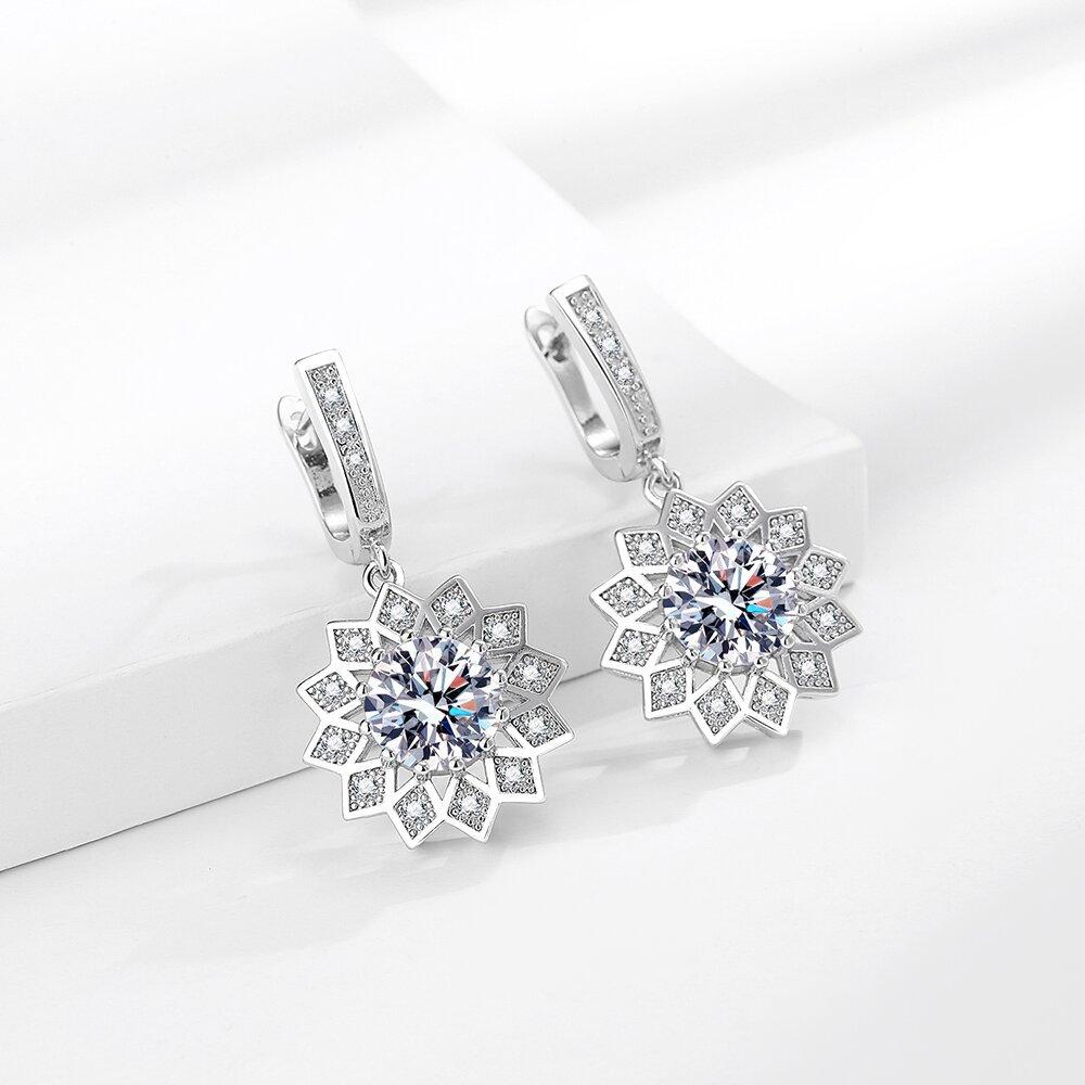 Jewelry Set Foreign Trade Model European and American Style Sunflower Ring Earrings Necklace Female Bride Zircon Jewelry.
