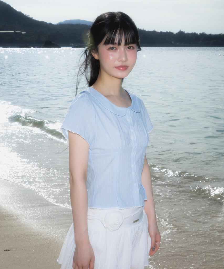 ROSEFRANTZ Round Collar Short Sleeve Blouse [Sky Blue]
