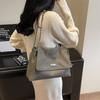 Temperament Chain Messenger Bag Women's 2025 New Simple Large-capacity Tote Bag Casual Versatile Shoulder Armpit Bag