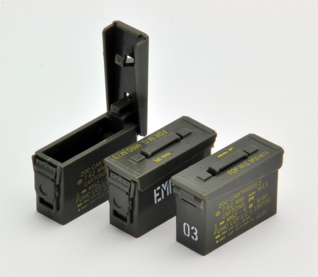 Пластиковая модель Little Armory LD004 Military Hard Case A2