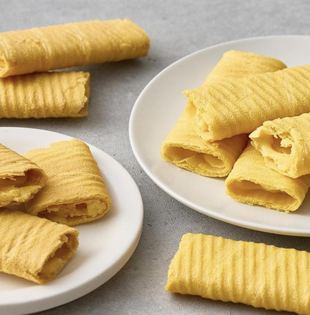 Crispy Egg Roll Cheese Flavor Snack Bundle 240g x 2 Pack