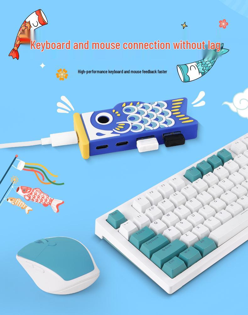 Мультиканальный USB-хаб-разветвитель для ноутбука в виде мультяшной рыбы кои
