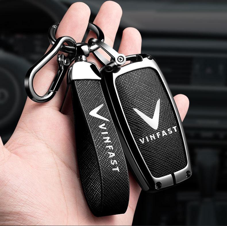 Vinfast Vietnam Car Key Case for Zhonghua V5/VF8 VF3/5/9 High-End Key Bag with Buckle for Men