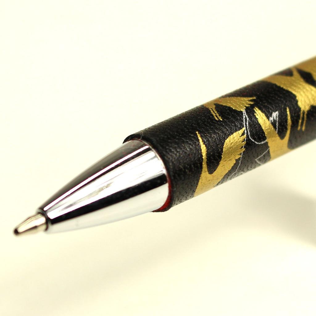 Шариковая ручка Hashimoto Urushi Art, Натуральная кожа, Хондзин Черный, Коробка из дерева павловнии тысячелетней давности, Ручка, Обертка, Дизайн маки-э, Кожа, Журавли,