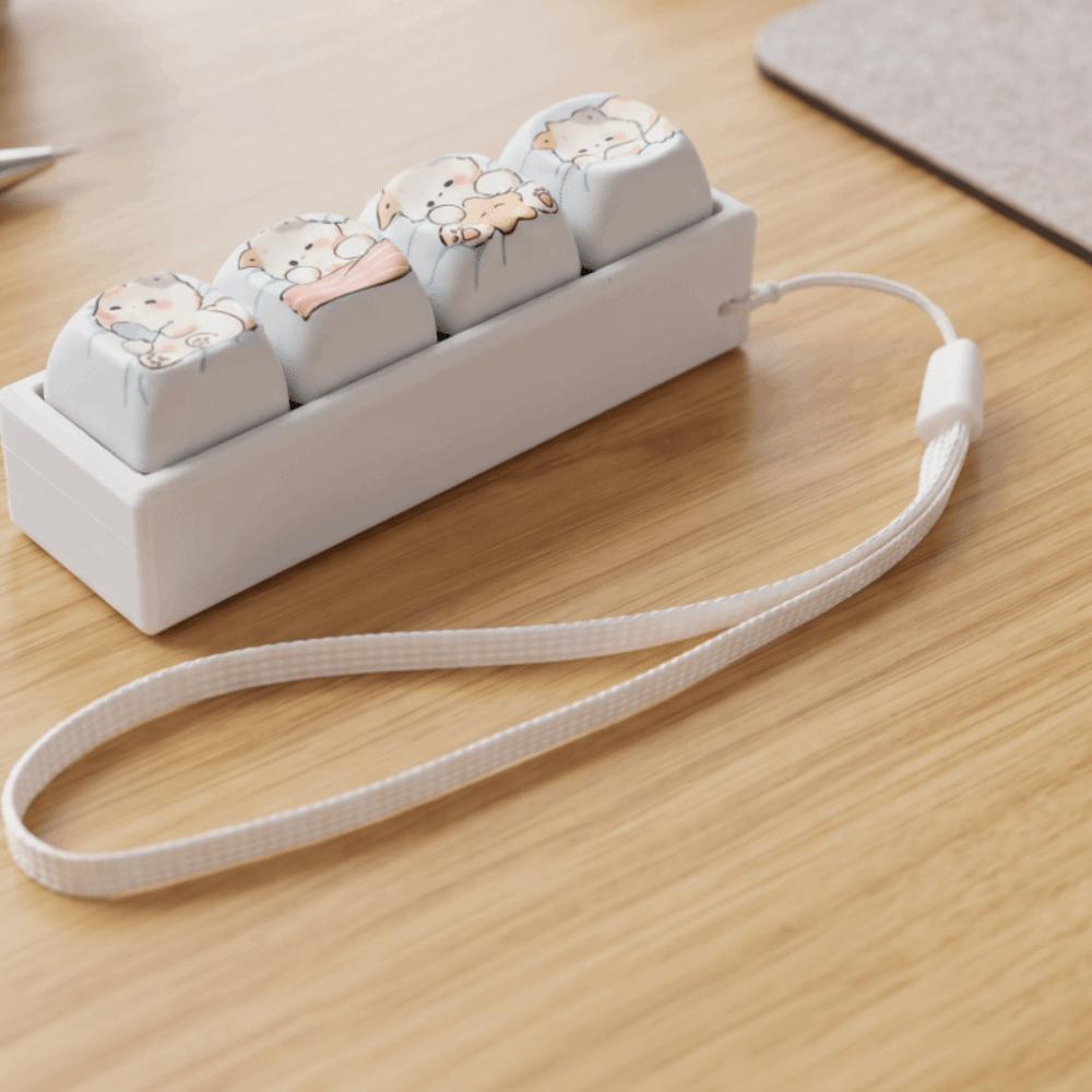 Mini Keycap Keycap Fidget Keychain 4 Keys Finger Button Press Toy Keychain Gift for Children