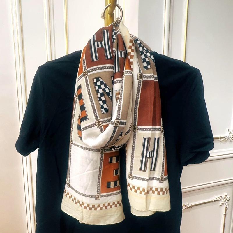 New Fashion Letter Polka Dot Printed Cotton and Linen Scarf Classic Autumn and Winter Warm Scarf Sunscreen Shawl