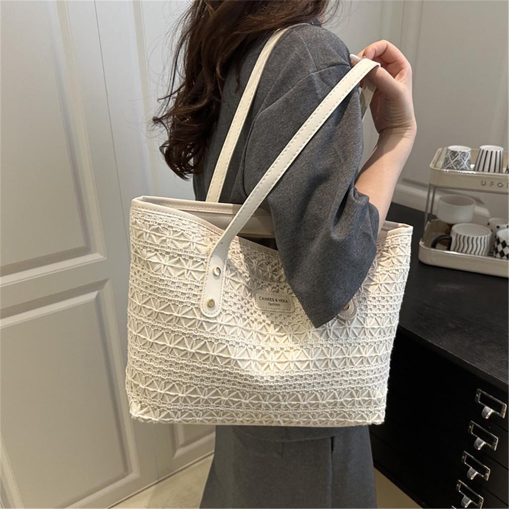 Свежий темперамент Модный дизайн Океаническая цветовая блокировка Соломенная текстура Сумка на одно плечо подмышку Женская