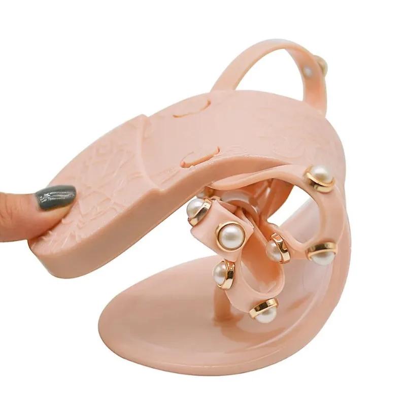 Тапочки женские шлепанцы лето снаружи 2024 новые женские сандалии с бабочкой и елочкой жемчужные тапочки желейные пляжные туфли 41