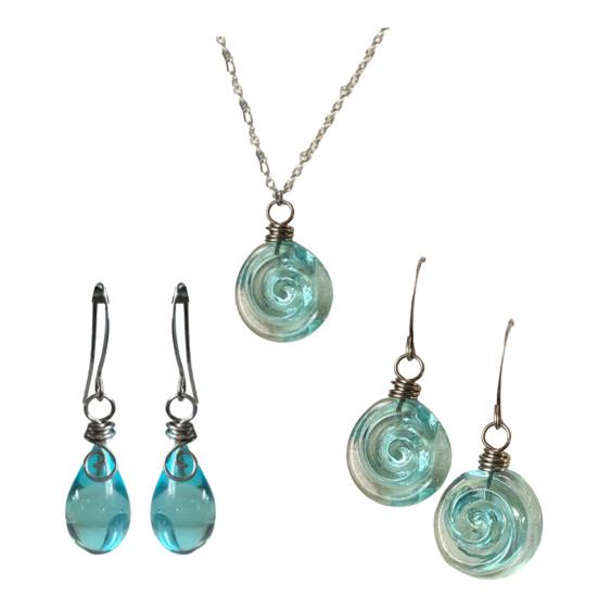 Серьги-спирали из переработанного стекла, ожерелье, ручная работа, уникальные, глубина отражает свет, серьги-крючки, кулон-ожерелье