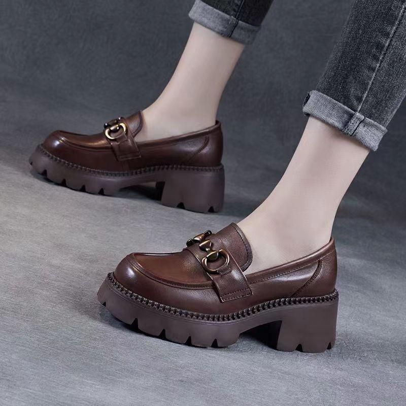 Женская весенняя модная повседневная маленькая кожаная обувь на толстой подошве