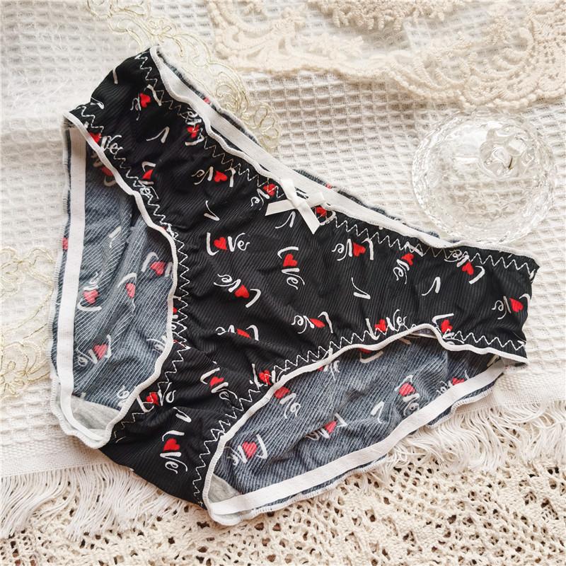 Милые и удобные облегающие шорты из ледяного шелка с низкой посадкой и принтом из мультяшных фруктов