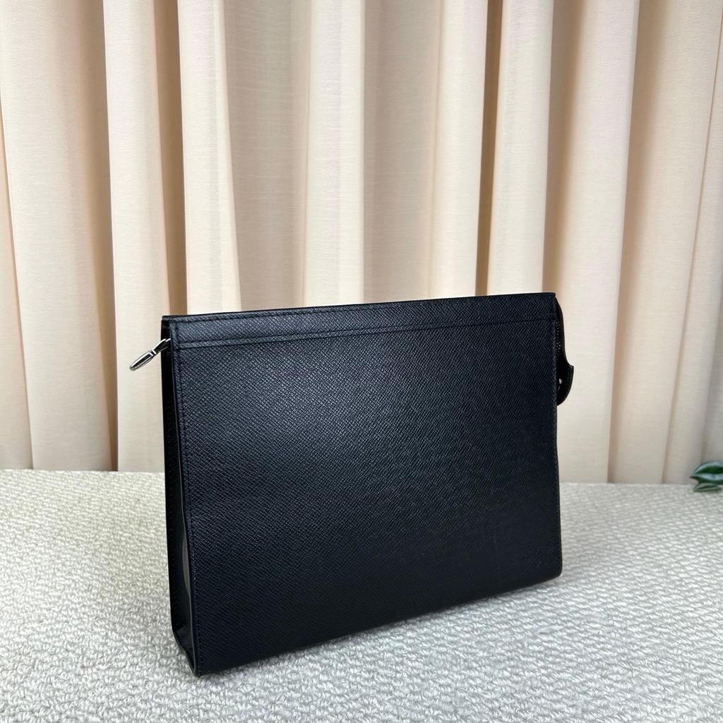 [Pre-Owned] Pochette Voyage Multifunctional Handbag - Very Good #1OYP7VR