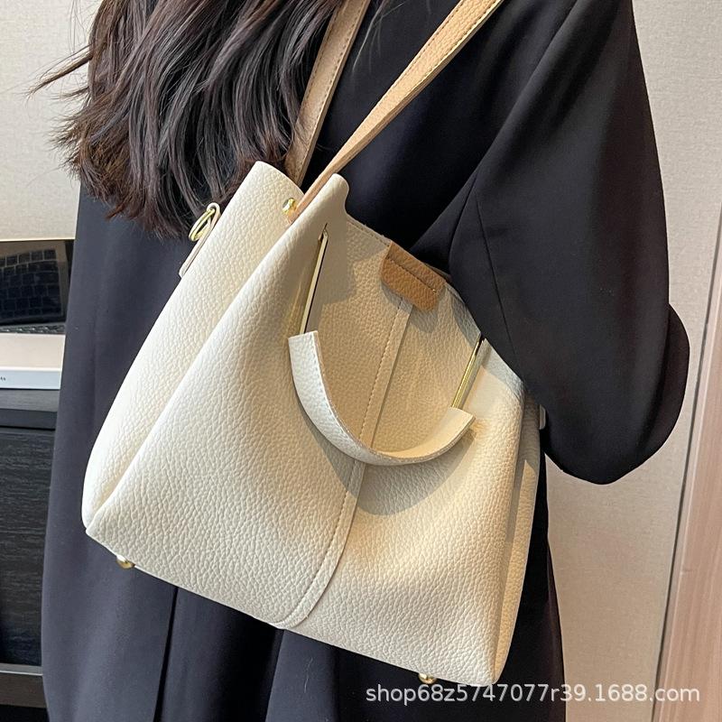 This Year's Popular Bag Women's Large-capacity 2025 New Crossbody Bag Is Fashionable and Versatile Korean Texture Portable Bucket Bag