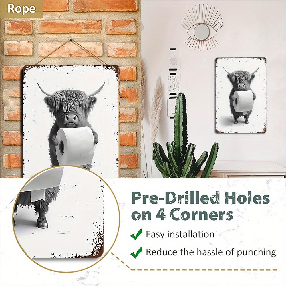 1 причудливая металлическая жестяная табличка «Корова породы Хайленд с туалетной бумагой» размером 12x8 дюймов — очаровательное настенное искусство в ванной — необычный декор фермерского дома