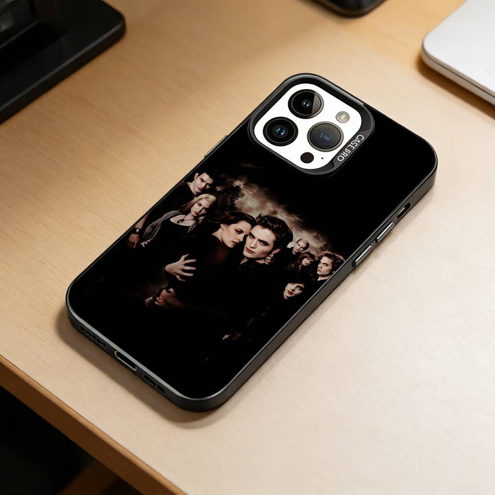Чехол для телефона Сумерки Эдвард для iPhone 17,16,15,14,13,12,11 Plus,Pro Max,XS, Цветной Серебристо-Черный Чехол