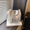 Niche Silver Underarm Bag for Women Korean Bucket Tote High-end Large Capacity Shoulder Bag with High Appearance Value