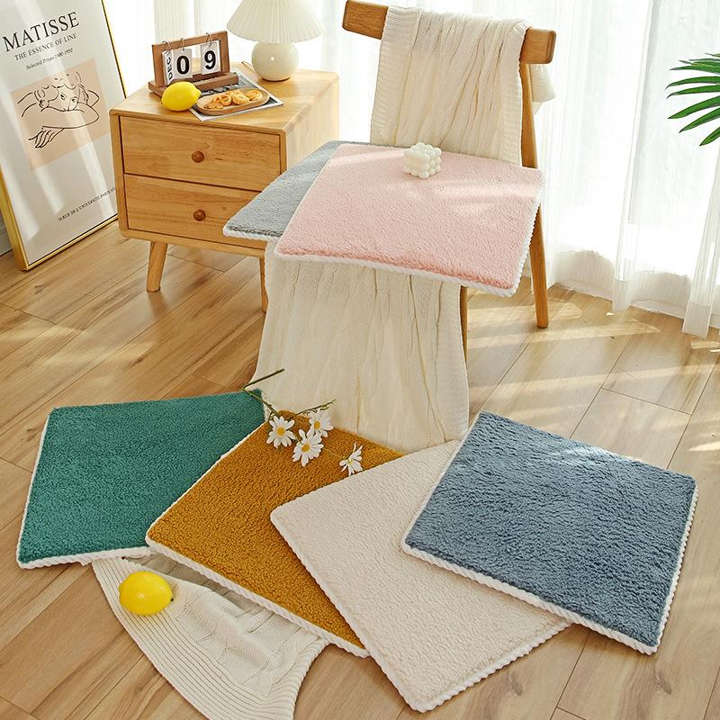 Soft Plush Chair Pads Winter Indoor Warmth Chair Covering Nonslip Comfort Dining Seat Pads Stool Mat Cover for Home Patio Kitchen Office Dorm