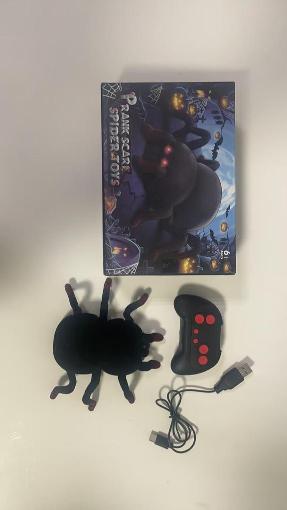 OBEST Паук Радиоуправляемая Электрическая RC Машинка со Светодиодной Подсветкой, Залезает на Стены, Забавная Игрушка, Черная (Зелёная нога), Возраст 6+ (Новая модель)