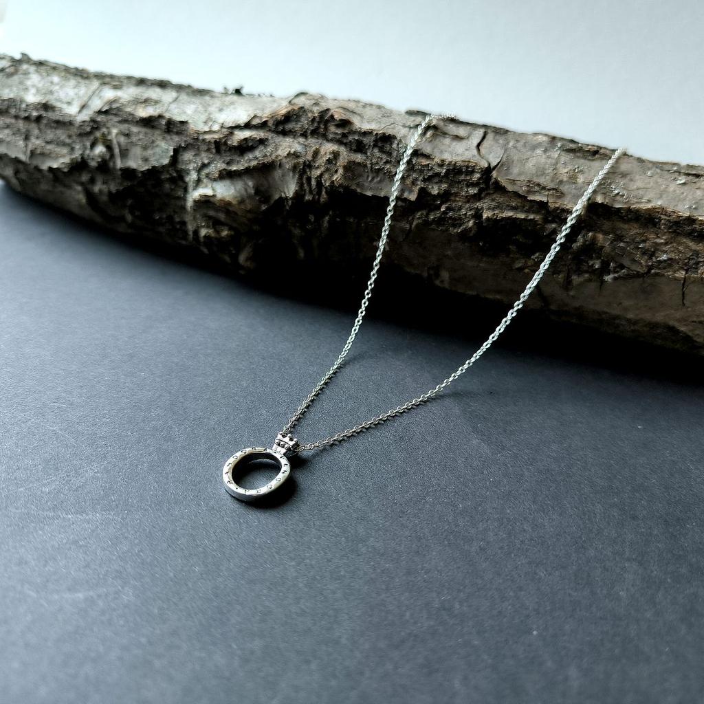 Серебряное колье с фианитами, вес изделия 6,13 гр (2160151)