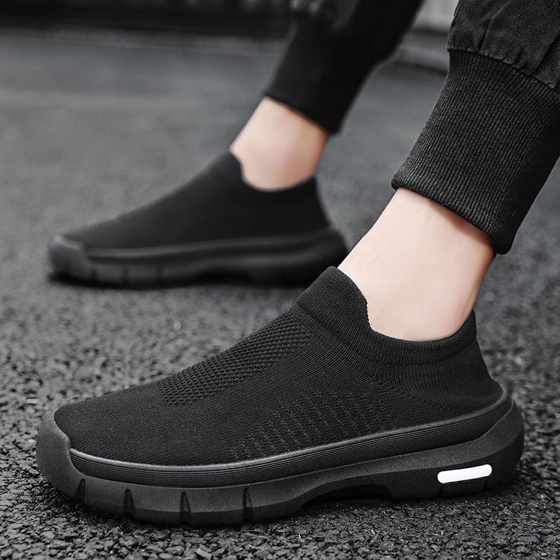 2025 New Men's Breathable Mesh Slip-On Sneakers Lightweight Summer Casual Shoes for Students Non-Slip Running Travel Shoes