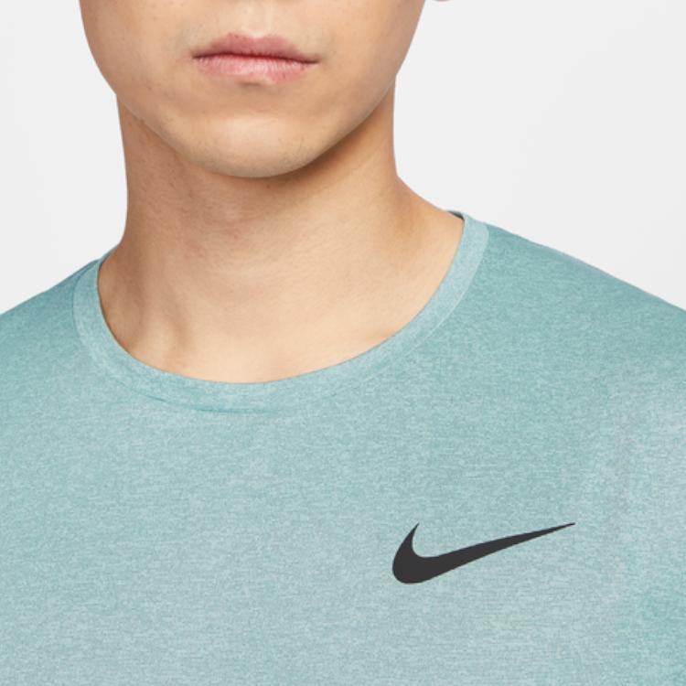 Nike Пуловер с круглым вырезом и логотипом Pro Dri-Fit, быстросохнущая тренировочная футболка, экологичный мужской топ с коротким рукавом и разрезом, цвет «минерально-зеленый» CZ1182-379