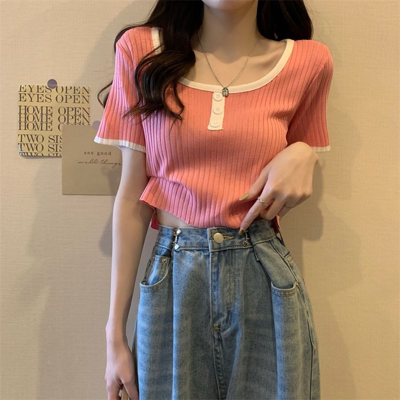 Square Neck Color Blocked Short Sleeved T-shirt for Women In Summer French Style Spicy Girl Knitted Base Shirt Front Shoulder Top