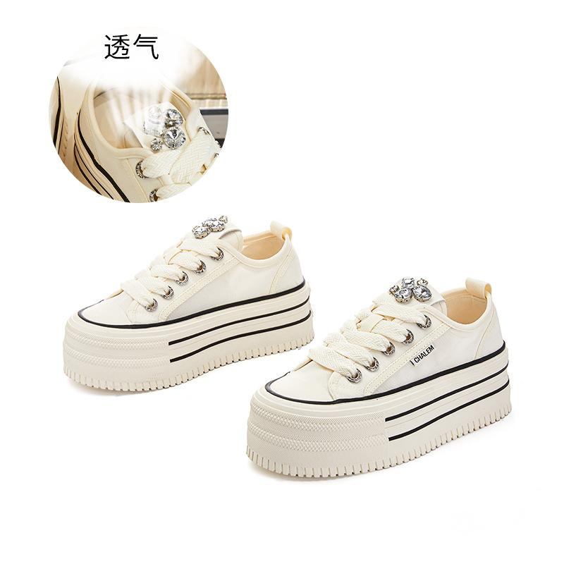 New Platform White Shoes 2025 Summer Breathable Height Increase Muffin Shoes Casual Single Shoes Versatile Women's Shoes Sports Board Shoes