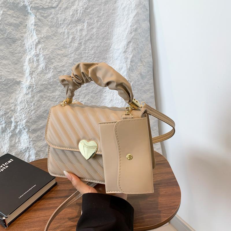 New Messenger Bag Small Square Bag Fashionable Casual Texture Women's Bag Hand Commuting Simple Personality Popular Shoulder Bag