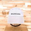 Б/у [Balenciaga] Светло-серая джинсовая бейсболка с вышитым логотипом, черный логотип
