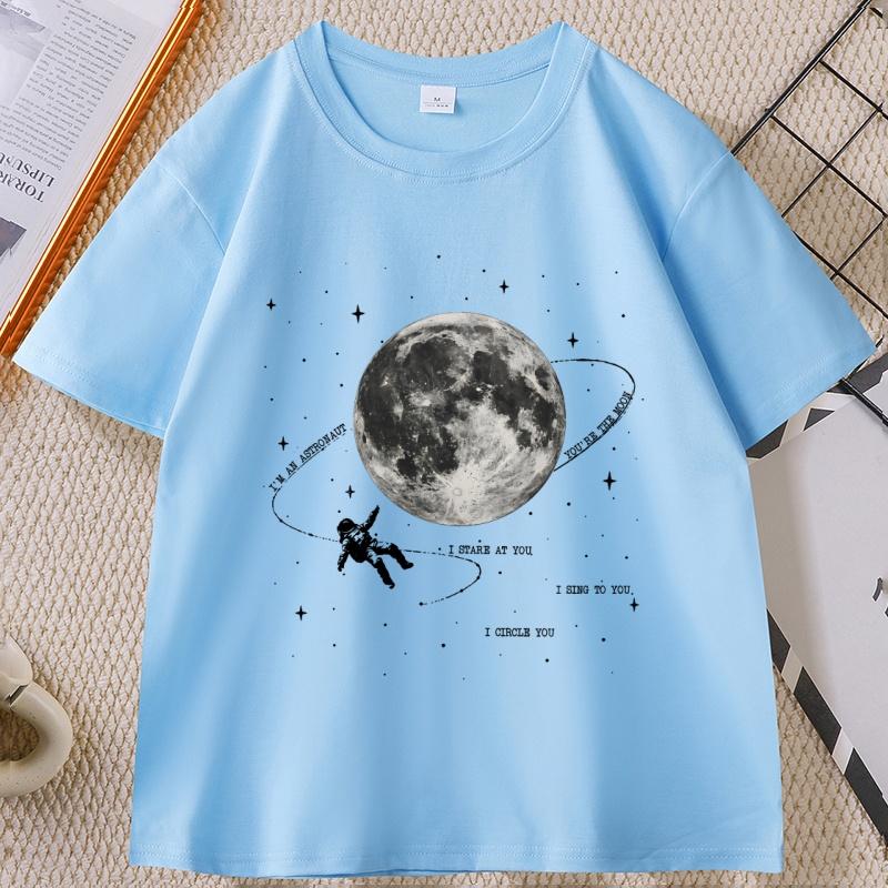 Vintage Astronaut Moon T-Shirt Retro Moon Graphic Tee Cotton Short Sleeve Round Neck Printed T Shirts Casual Unisex Streetwear