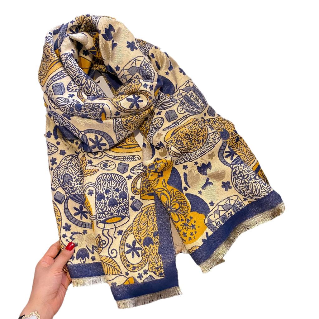 Retro Ethnic Style Color Matching Printed Scarf Female Fresh, Sweet And Auspicious Pattern Shawl Fashionable Warm Soft Scarf