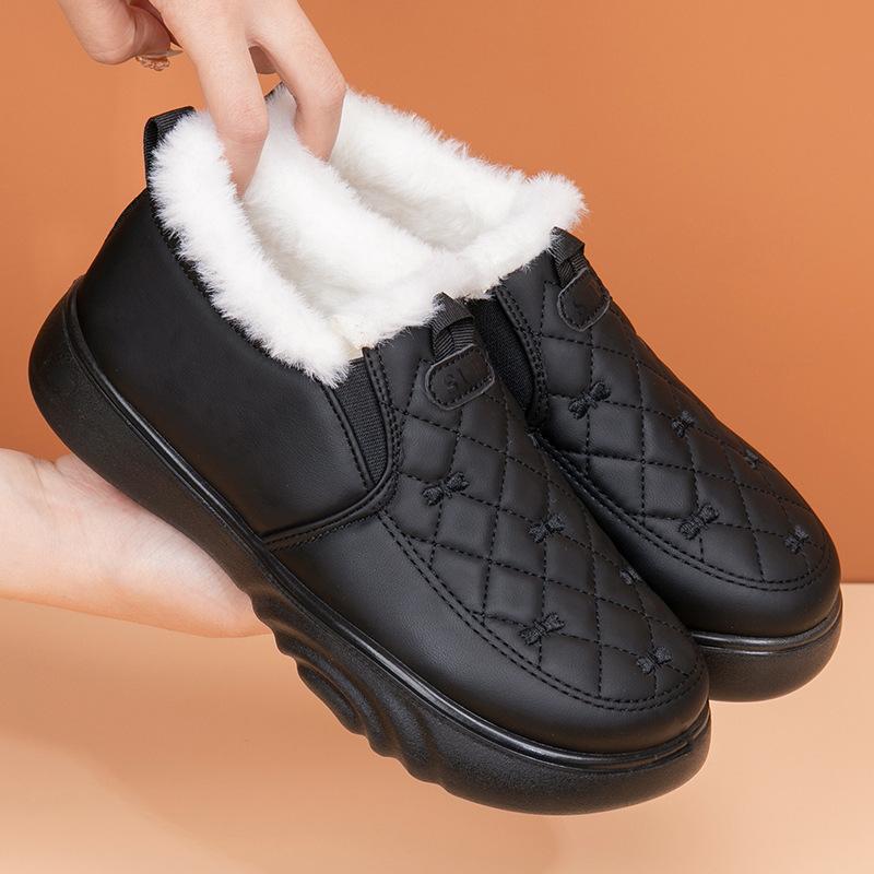 Cotton Shoes Women's Winter Velvet Doudou Shoes Waterproof and Warm One-pedal Mother Cotton Boots Thickened Non-slip Lazy Work Cotton Shoes