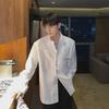Niche Design Men's Long-Sleeve Loose Fit Korean-Style Casual White Shirt for Spring and Autumn.