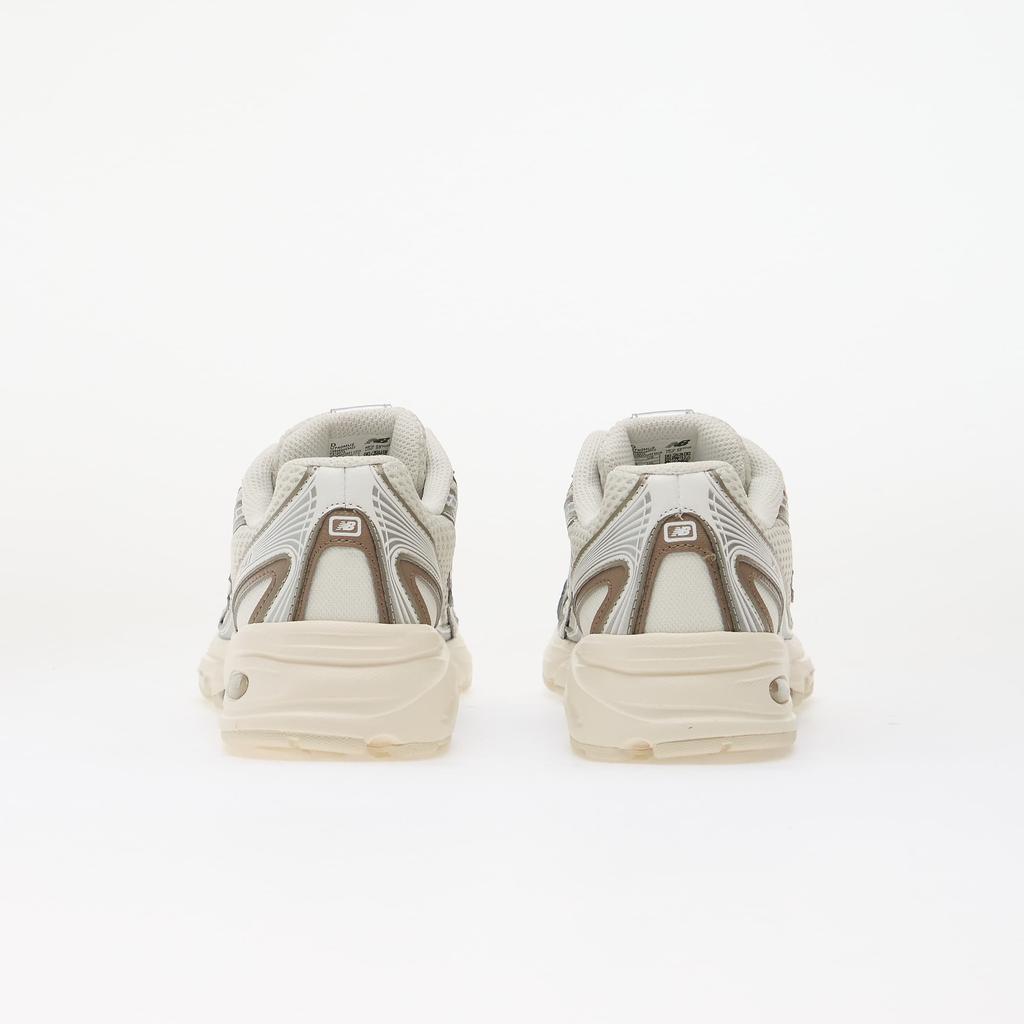 New Balance 740 sneakers Brown