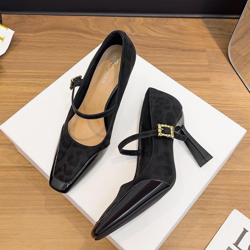 Туфли на высоком каблуке-шпильке 9 см с сексуальным леопардовым принтом, сшитые вместе с туфлями Мэри Джейн, новинка 2025 года, туфли на высоком каблуке с квадратной головкой