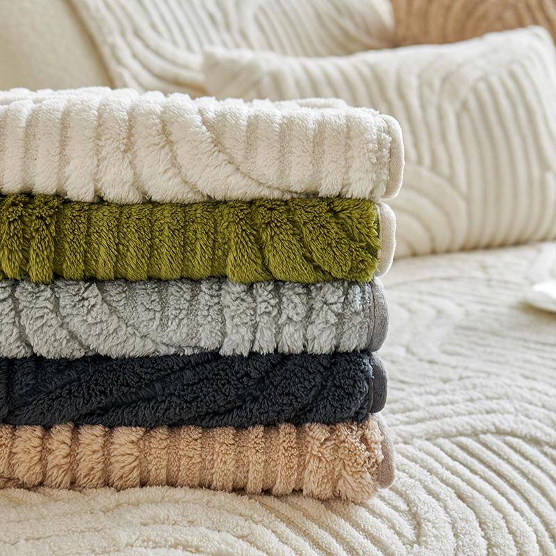 Эксклюзивная подушка для дивана из плюша Shu Cotton Velvet кремового цвета - Осень/Зима 2025, Утолщенный нескользящий чехол