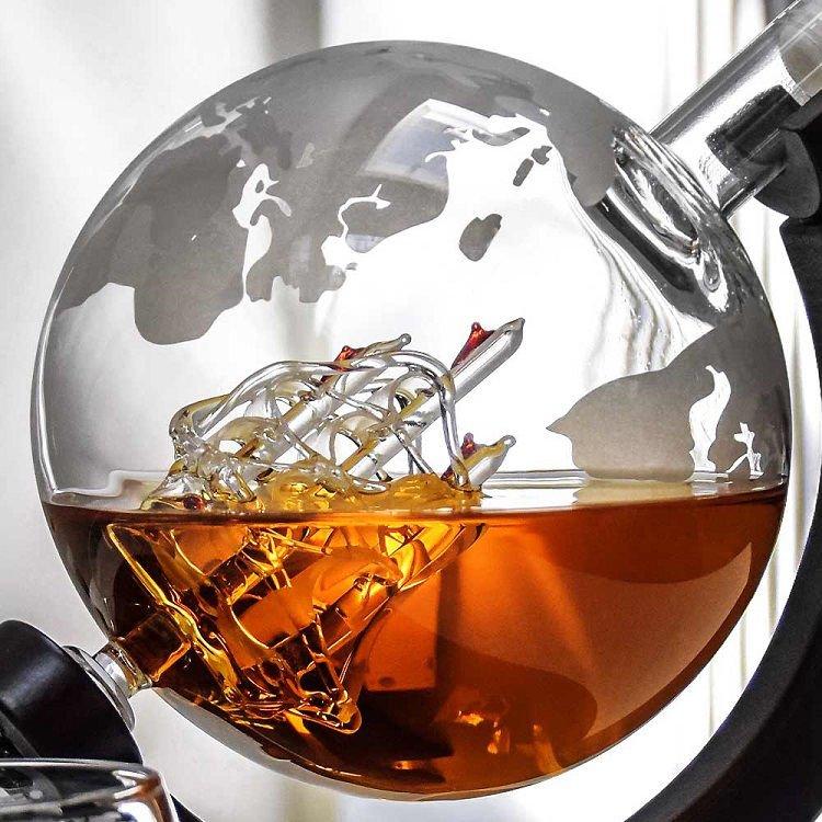 Zestaw do whisky karafka globus deluxe zestaw szklanki elegancki prezent na urodziny