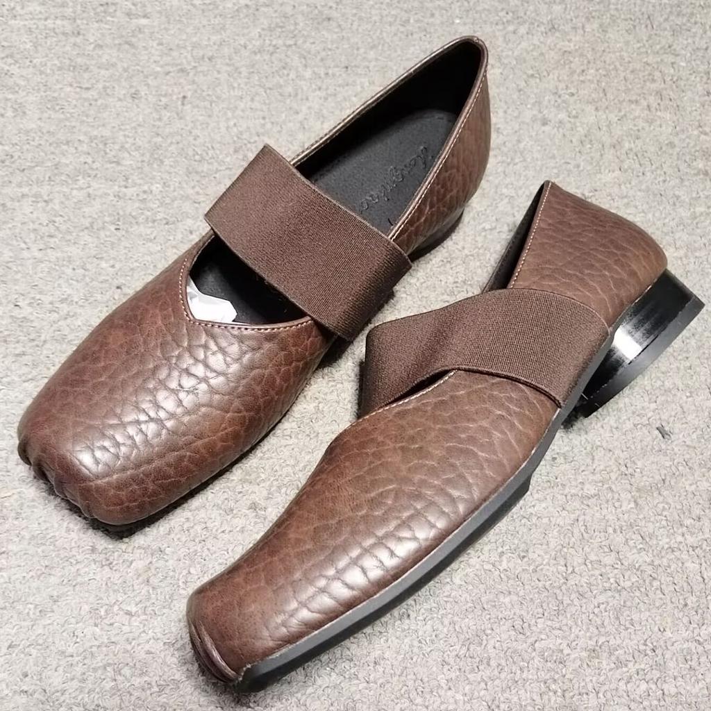 Mary Jane Shoes Women's 25 New Retro French Thick Heel Pig Nose Elephant Pattern Rubber Band Design Ballet Fashion Shoes