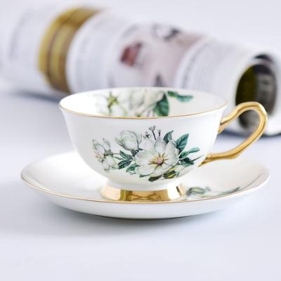 Ретро Европейская кофейная чашка Изысканный золотой узор с цветком Керамическая чашка для послеобеденного чая Кофейная чашка Цветочная чайная чашка