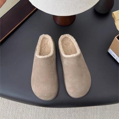 Модные детские женские тапочки Новые зимние плюшевые туфли Повседневные слипоны Мюли на толстой подошве Теплые хлопковые тапочки с защитой от холода Тапочки-картошки