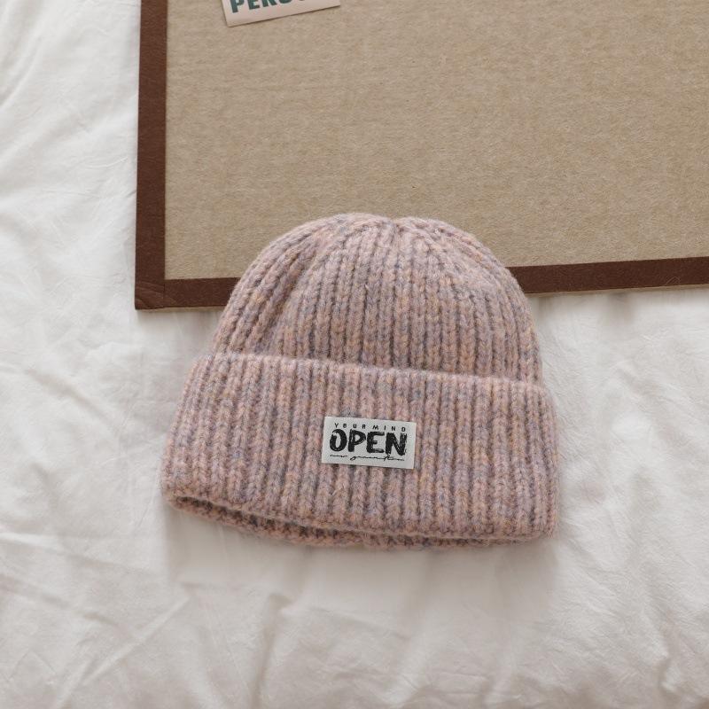 Простая надпись Универсальная вязаная шерстяная шапка для женщин Осень и зима Новая модная вязаная шапка Холодная шапка