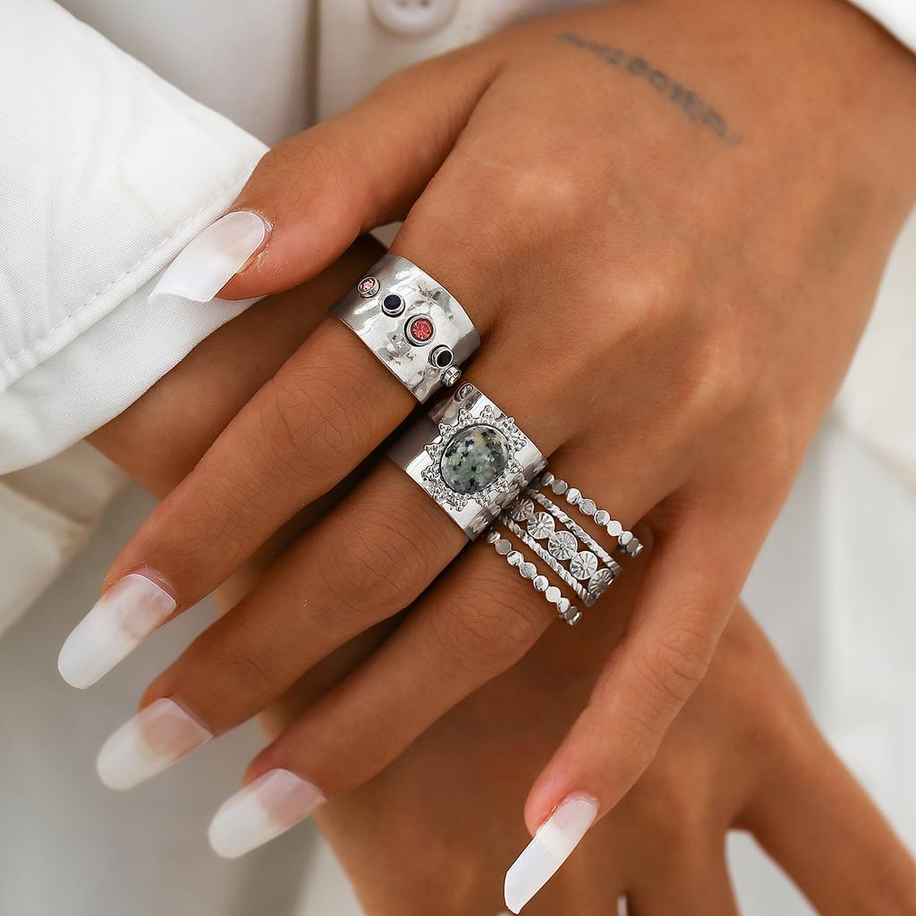 Fashionable Joint Combination Rings for Women Hip-Hop Metal Lava Gemstone Ring Set